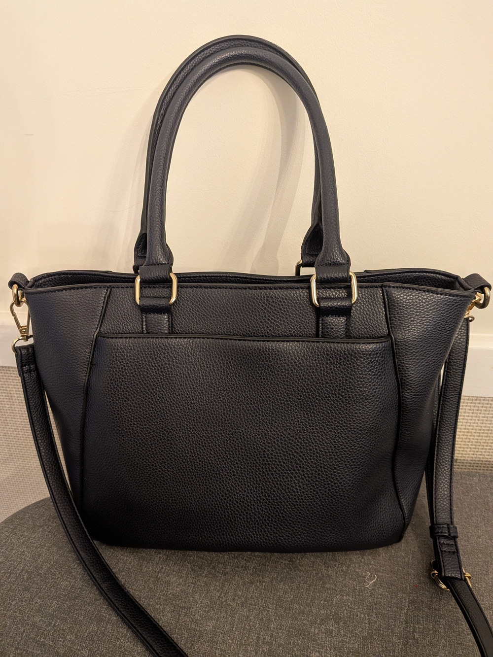 GH Bass Classic Navy Tote Handbag - With strap
